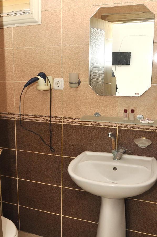 Cemre Otel アンタルヤ エクステリア 写真